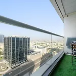 Amazing Modern Apt In Jlt With Gym, Pool, Parking