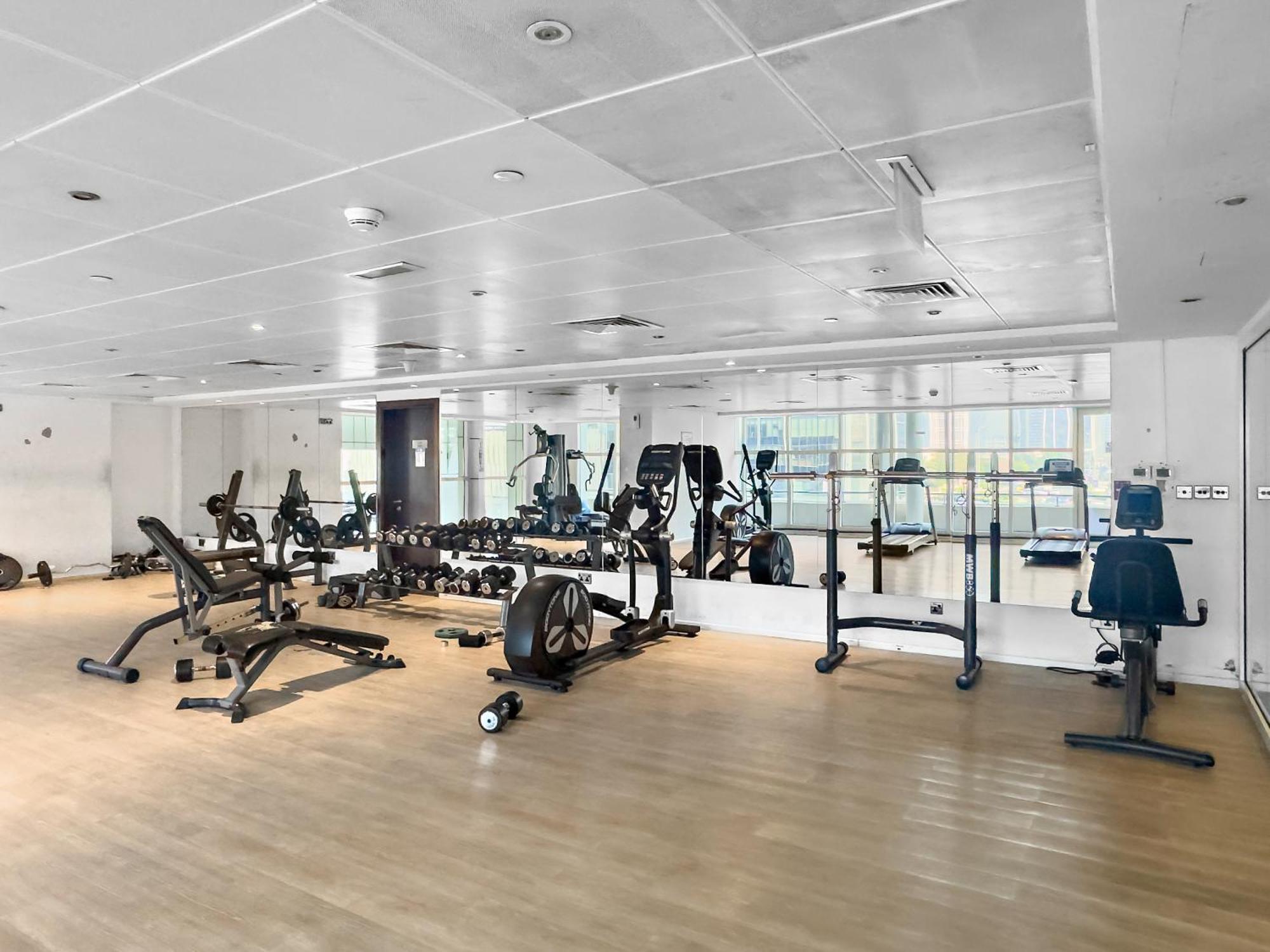 Apartment Amazing Modern In Jlt With Gym, Pool, Parking *